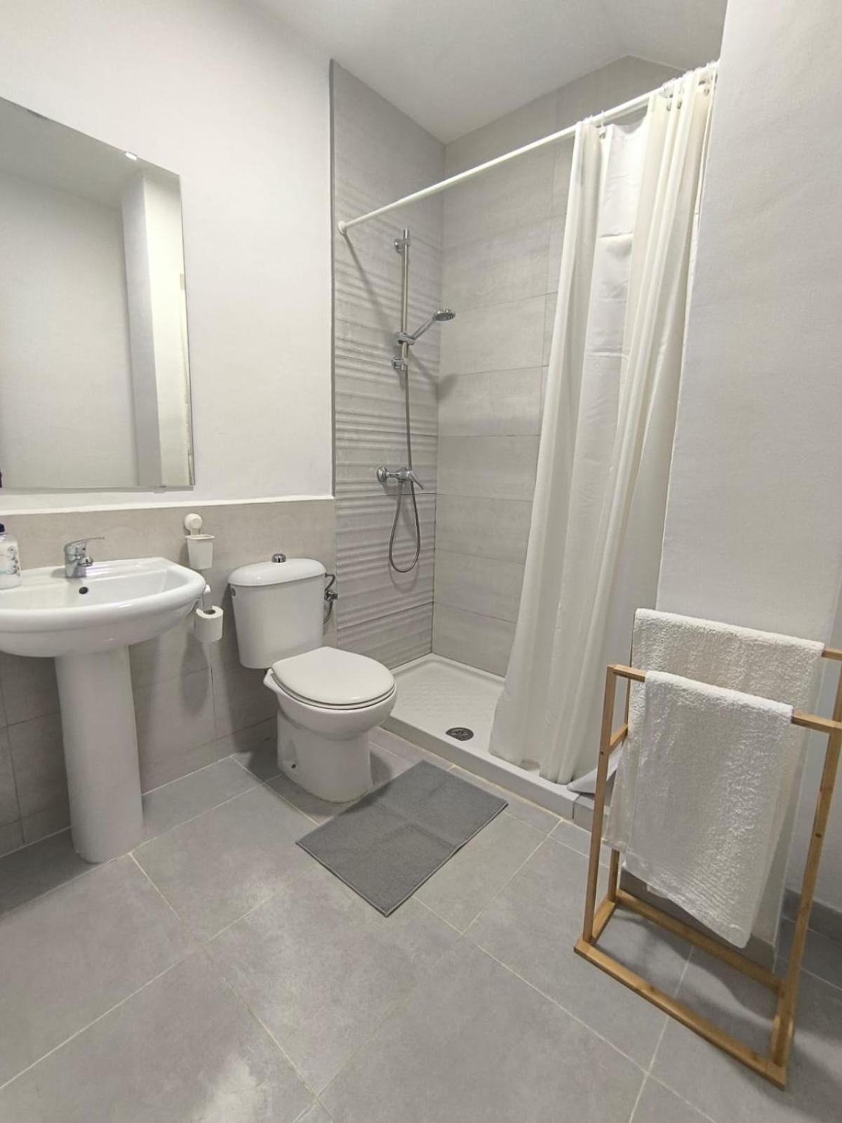The 32 Apartamento Bollullos de la Mitacion Exterior foto